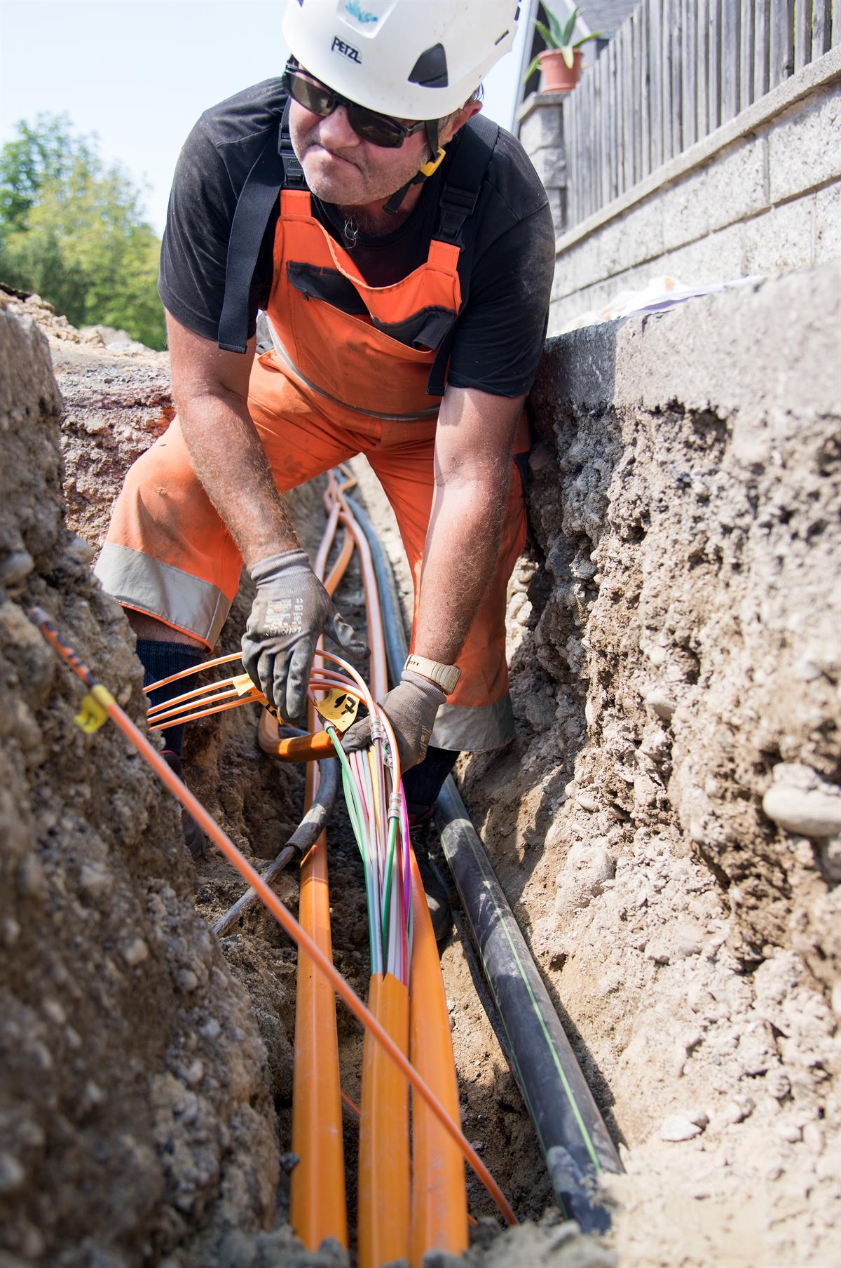 Symbolfoto FTTH-Ausbau 2744