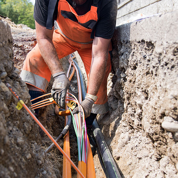 Symbolfoto FTTH-Ausbau 2744