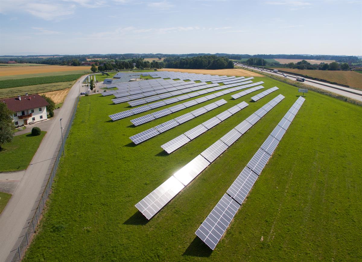 201608 Eberstalzell SolarCampus Drohnenflug 042