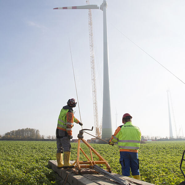 201511 Windpark Trautmannsdorf Montage 8944