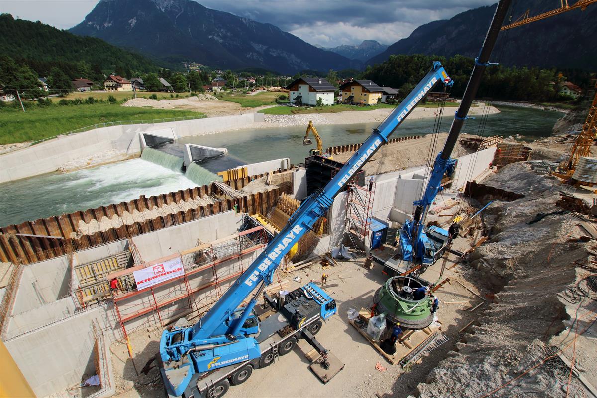 20160705 KW Bad-Goisern Einheben Turbine 7116